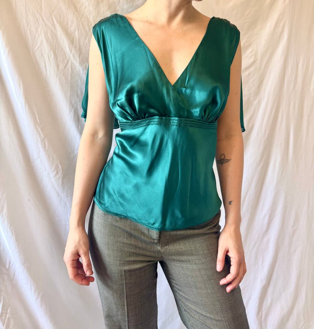 100% silk green baby doll top with silk chiffon cap sleeves